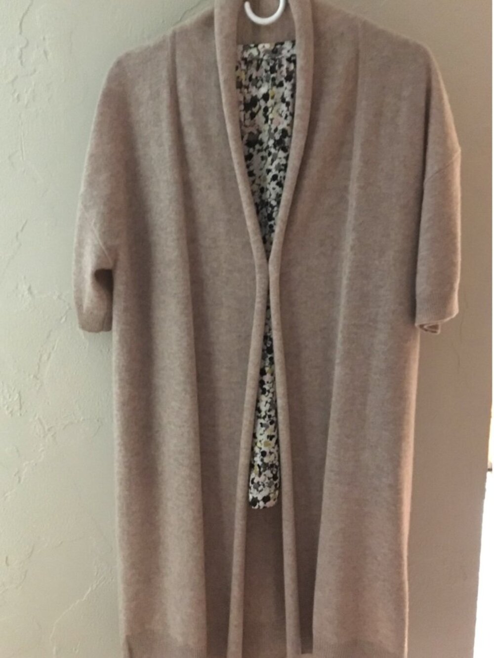 Cashmere elbow sleeve shawl collar robe Tahari